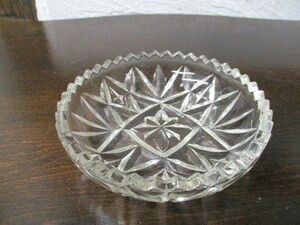 ガラスプレート トレー ディッシュ 小皿 小物入れ アクセサリー置き 飾り イギリス 英国 インテリア雑貨 glass 1949e