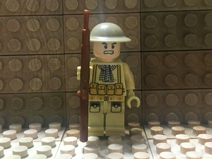 5体 ☆ カスタム ミニフィグ ☆ レゴ LEGO サイズ ☆ WWII イギリス軍兵士 British Military Infantry ☆ 武器(ライフル付き) ☆ 新品 