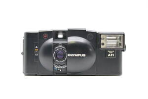 ★良品★OLYMPUS オリンパス XA2+A11 D.ZUIKO 35mm F3.5人気のXAシリーズ！初心者の方にも扱いフィルムカメラです！A11おまけ付き OK4798