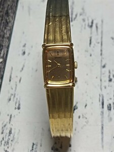 セイコー SEIKO 腕時計 ゴールドカラー