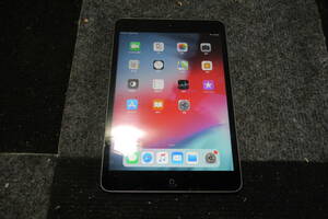 棚11.B1383　 iPad mini2 16GB A1489 ME276J/A シルバー