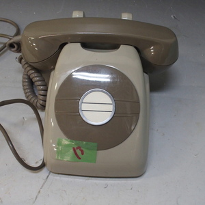 新着・昭和レトロ 　黒電話　 650-C NTR3102 日本電信電話公社　お宝　コレクション品