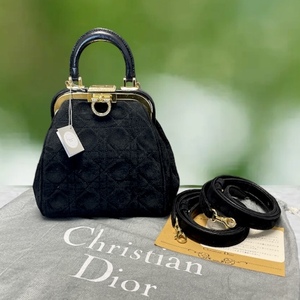 【極上・未使用品・レア】ヴィンテージ Christian Dior クリスチャン・ディオール ラム革 バックスキン ２way ハンドバッグ リュック 