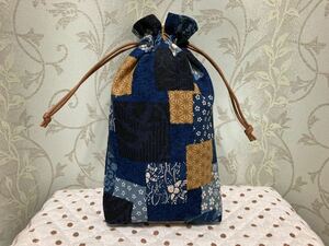 巾着袋 巾着　パッチワーク風プリント　和柄　ハンドメイド ミニ巾着 drawstring bag handcrafted 縦長