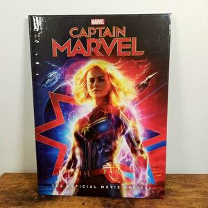 洋書　Captain Marvel: The Official Movie