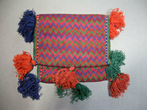 ●アフガニスタンからの贈り物”模様織り財布　小物入れ”03