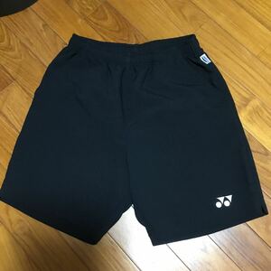 試着のみ　YONEX ヨネックス バドミントン テニス ハーフパンツ ショートパンツ 黒 ベリークール サイズS メンズ