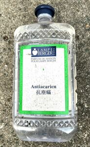 ランプベルジェ 【Lampe Berger】アロマオイル 抗菌 Anti-acariens 抗塵虫兩 2000mL ボトル、ラベルに傷みありの為 超特価！