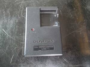 OLYMPUS BATTERY CHARGER オリンパス 純正 LI-40C 充電器