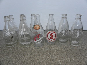 日本酒 容器 ガラス瓶 ボトル / 昭和レトロ 酒屋 古酒