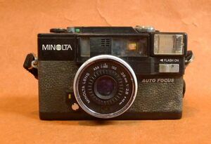 l178 ジャンク MINOLTA HI-MATIC AF-D コンパクトフィルムカメラ サイズ：約 幅13×高さ8×奥行5.5ｃｍ /60