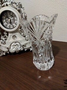 フランス　クリスタル　フラワーベース　花瓶
