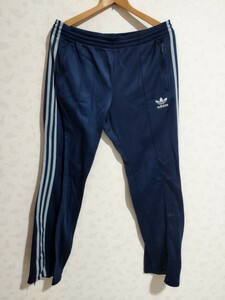 adidas　アディダス　adidasオリジナル　アディダスオリジナル　ジャージパンツ　ジャージズボン　ボトムス　トラックパンツ