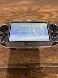 SONY ソニー　PSVita ビータ PCH-2000 本体　カバー付き　通電確認済み　十字キー動作不良あり