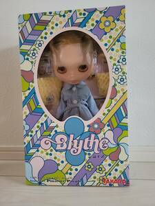 Blythe　ブライス　Inspired by Pinafore Purple インスパイアード　バイ　ピナフォーレパープル