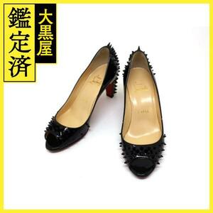 Christian Louboutin　クリスチャンルブタン　パンプス　３５ハーフ　黒　エナメル　スタッズ　2148103540974　【200】