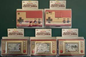 【新品未開封】Nintendo ファミコンコントローラー・ゲームウォッチ型カードケース 全5種