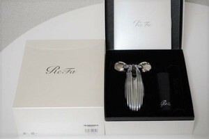 美品☆正規品☆ReFa CARAT RAY／リファ カラット レイ☆美顔ローラー☆箱入り☆未使用ポーチ・クリーンクロス・ガイドブック付