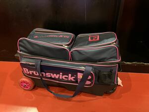 ボウリングバッグ Brunswick トリプルローラー 2019モデル BISOU-T CARRY ピンク