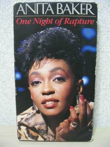 アニタベイカー Anita Baker ワン・ナイト・オブ・ラプチュアー One Night of Rapture VHSビデオ