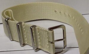 腕時計 ベルト NATO バンド 20mm　カーキ　ホワイトクリーム未使用 watch strap ミリタリーウォッチ　送料無料　送料込