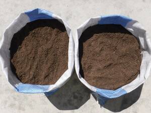 竹パウダー８：発酵熟成竹土壌改良・農業・園芸：３００リットル