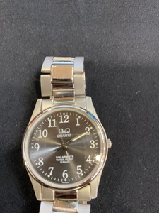 Y193/Q&Q SOLARMATE　メンズ　腕時計　クオーツ（電池新品）