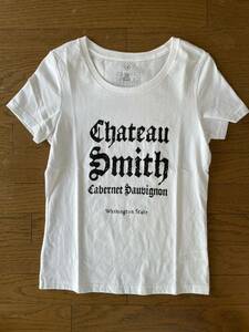 Chteau Smith Tシャツ