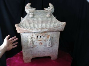 A　琉球御殿型厨子　乾隆48年（1783年）　博物館級　琉球王朝時代　沖縄　那覇　死後の御殿　名品　文化財