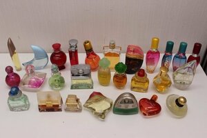 ○○中古 香水まとめて 27本 保管品 現状渡し オードトワレ フレグランス