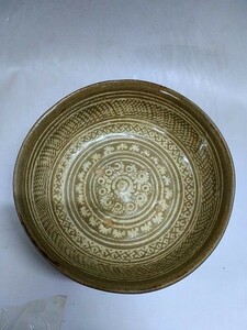 朝鮮高麗時代　花紋青磁碗