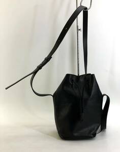 JIL SANDER　ジルサンダー　DRAWSTRING SOFT VEGETAL CALF ドローストリング レザー ショルダーバッグ 巾着　ブラック