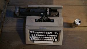 タイプライター ビンテージ oliveti letter