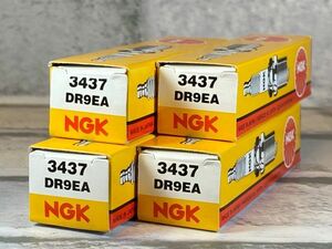 ＮＧＫ　ＤＲ９ＥＡ　４本セット　カワサキ　ＧＰＺ４００Ｒ　ＺＸ４００Ｄ　８５ー　適合　新品！