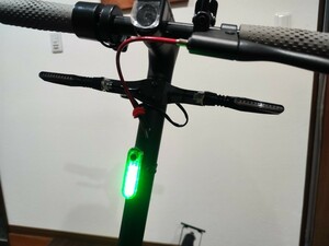 特定小型原付★電動キックボードの最高速度表示灯等に！緑LEDランプ（充電式）前後2個セット