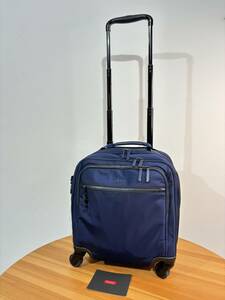 【美品】TUMI トゥミ スーツケース キャリーバッグ 機内持込 196362MDT OSONA COMPACT CARRY-ON ミッドナイトブルー