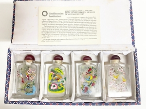 香水　瓶　四季　中国　鳥と花　　スミソニアン博物館 Smithsonian Institution　