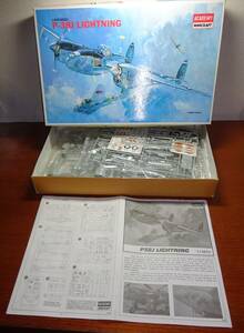 ACADEMY　アカデミー　1/48　「ロッキード　P-38J　ライトニング」　未組立品