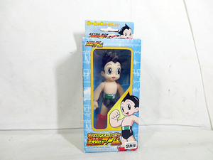 新品　タカラ　ASTROBOY　鉄腕アトム メトロシティヒーロー　未開封