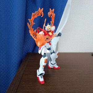 ビルドバーニングガンダム　ガンプラ　完成品