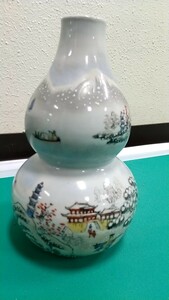 [不明品] 中国骨董 名品 お宝 乾隆年製 瓢箪形花瓶 骨董品蝋印 あり 価値がありそうな骨董品 商品説明をお読み下さいませ。