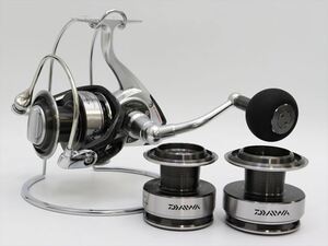 ダイワ 12 キャタリナ 4500H スペアスプール2個付!! DAIWA Catalina A3469