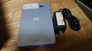 BUFFALO MOU2-P640R 外付USB2.0&USB1.1対応640MB MOドライブ　ジャンク