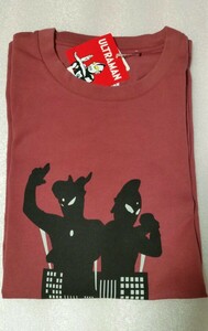 メンズ Mサイズ 新品 ユニクロ ウルトラマンゼロ ウルトラセブン uniqlo UT 半袖 Tシャツ レッド 綿100% 送料無料