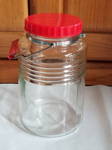 昭和レトロ　手付き丸型大きなガラス瓶　