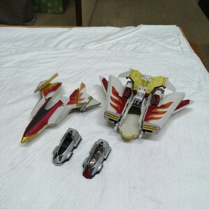 DXガンフェニックス テレビ ウルトラマンメビウス G-LRD CREW-GUYS バンダイ 円谷プロ フィギュア 飛行機 パイロット