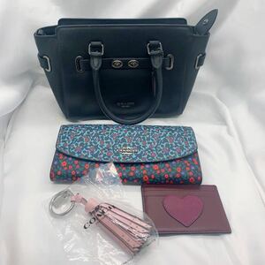 ★未使用品★COACH コーチ　2wayショルダーバッグ　長財布　カードケース　キーホルダー　4点セット