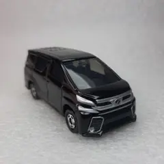 トミカ 84 TOYOTA VELLFIRE ヴェルファィア 1/65 ミニカー