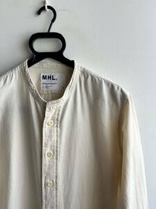 【美品】MARGARET HOWELL シャツ メンズ S オフホワイト 白 バンドカラー 日本製 マーガレット ハウエル