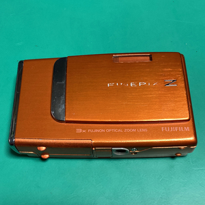フジフィルム FUJIFILM FinePix Z10 オレンジ 店頭展示 模型 モックアップ 非可動品 R00206